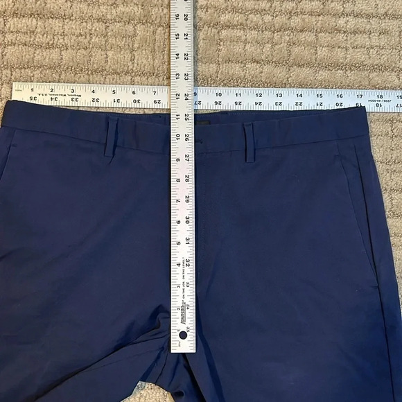 Theory mens lightweight navy shorts size 34 - Picture 3 of 5